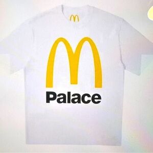 Palace x McDonald's Logo T-shirt Size Med​